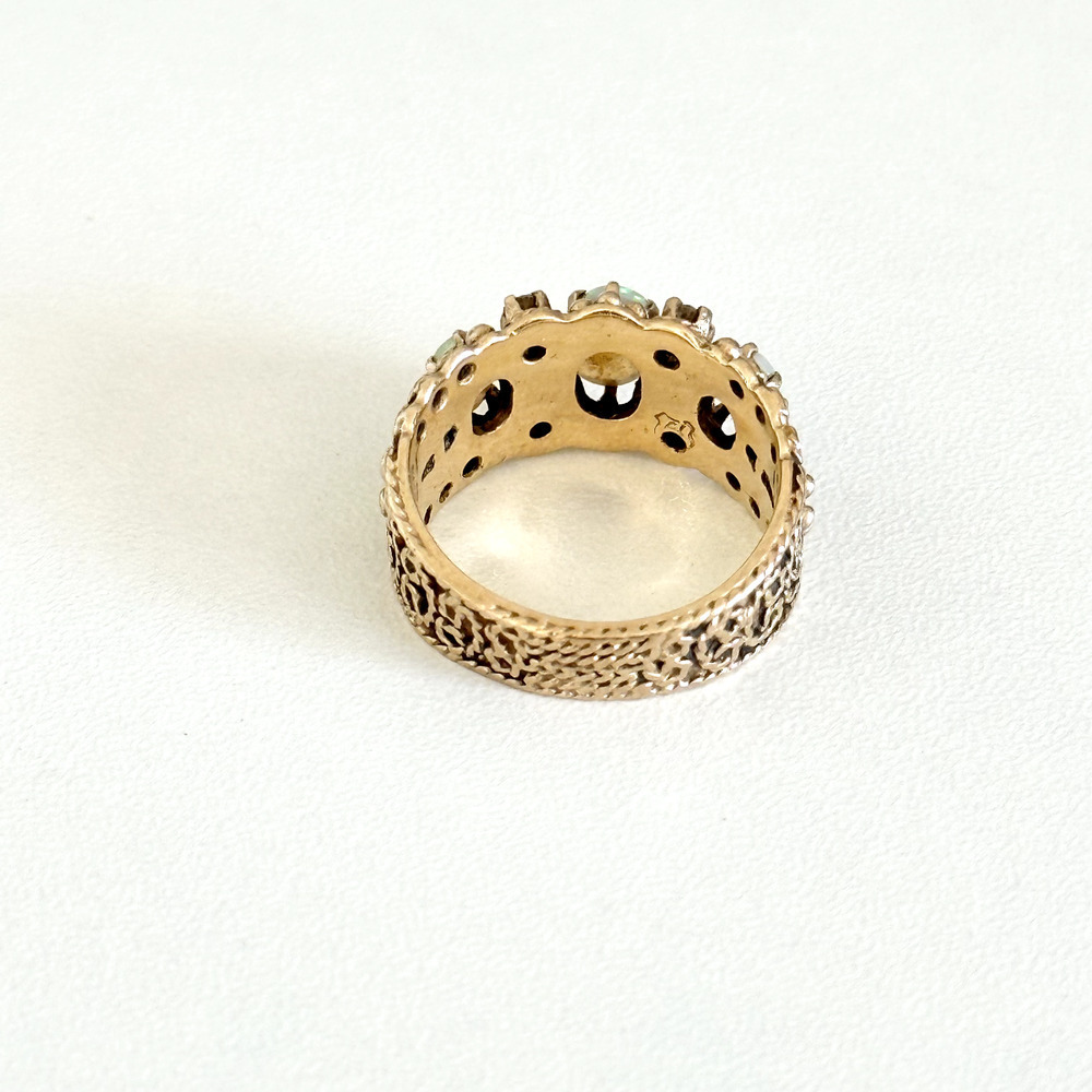 Vintage 14K Yellow Gold Three Stone Opal & Diamonds Filigree Band Ring Size 7.25 - Picture 6 of 16